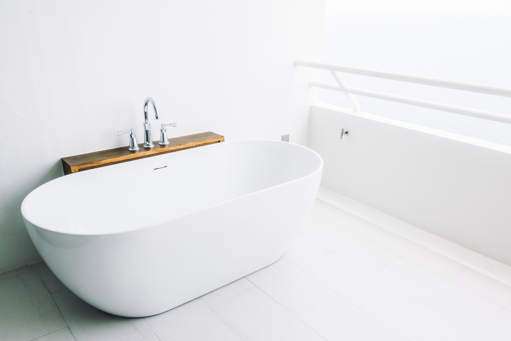 Tips Memilih dan Memasang Bathtub untuk Kamar Mandi Minimalis