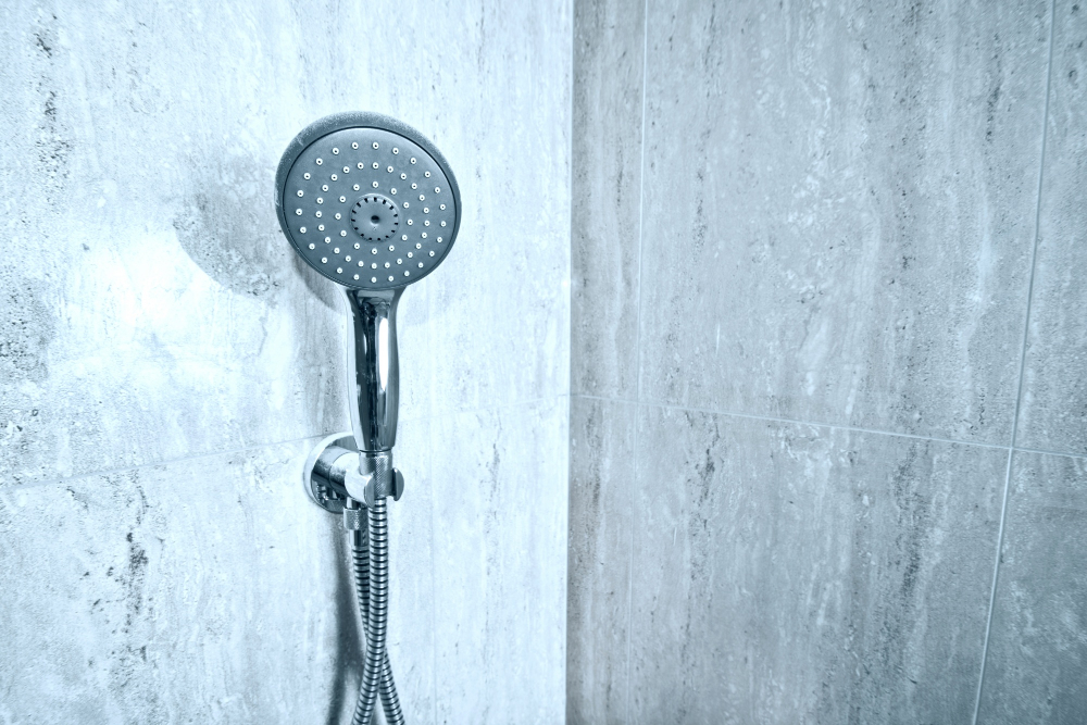 Bikin Tampilan Lebih Modern dan Estetik, Inilah Kelebihan Menggunakan Shower untuk Kamar Mandi